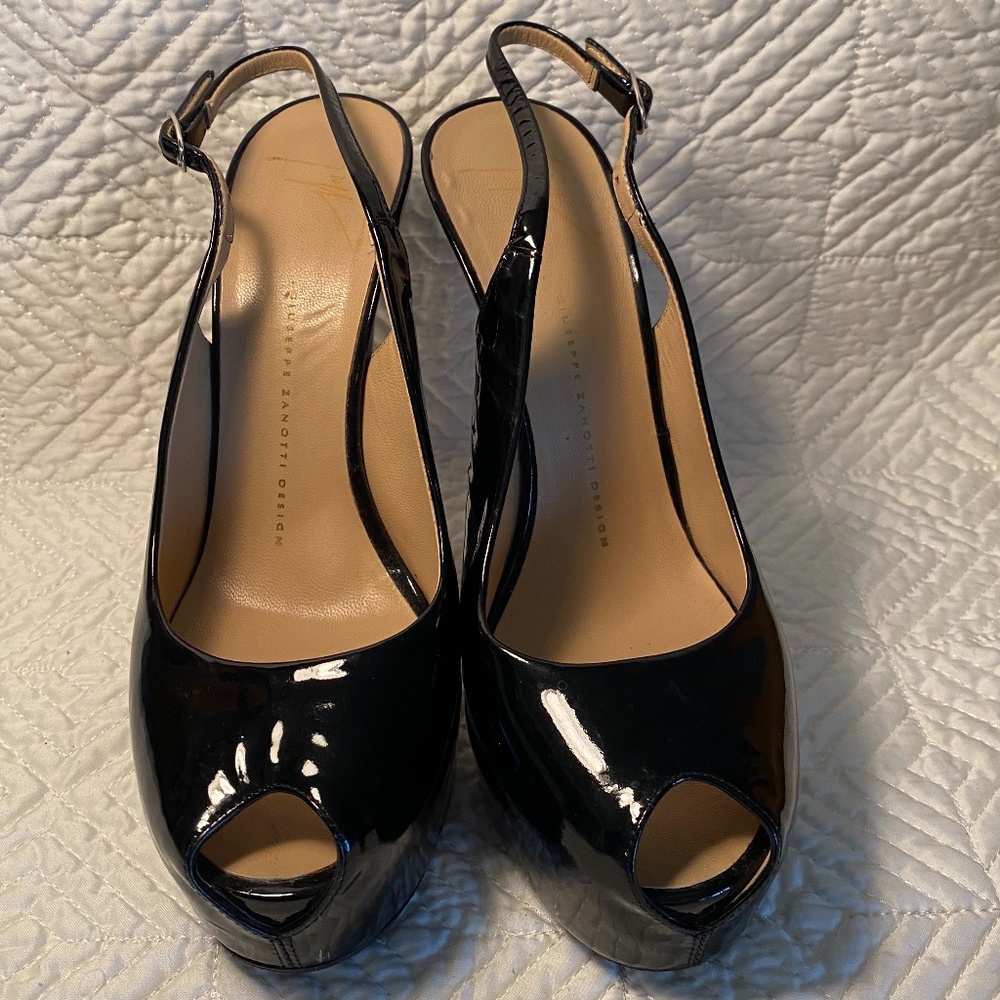 Giuseppe Zanotti Patent Leather Peep Toe Heels 39